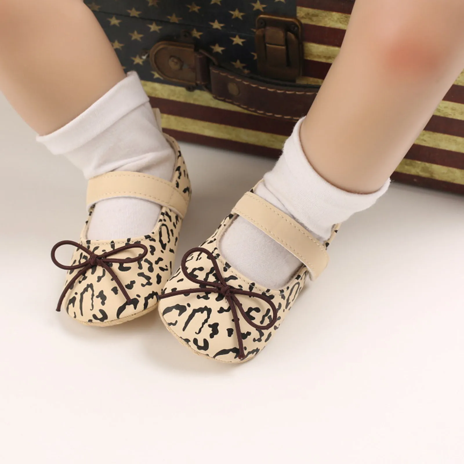 Мягкая нескользящая подошва обувь для новорожденных начинающих ходить детская