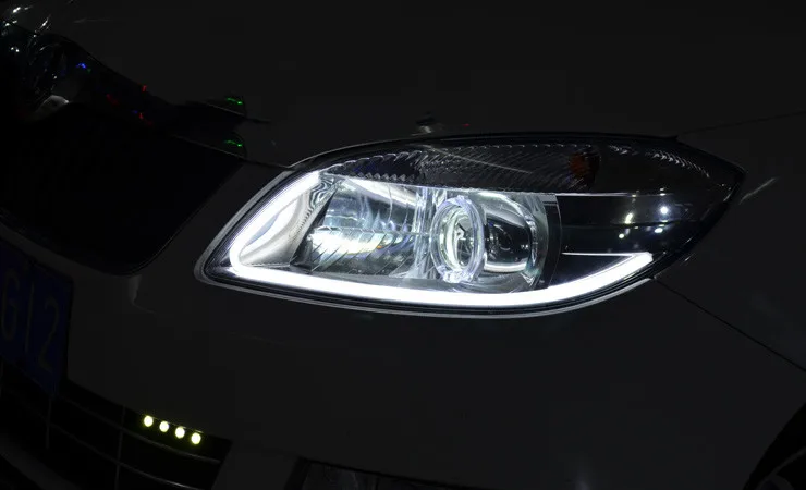 

Osmrk headlight assembly for skoda fabia LED angel eye turn signal Bi-lens HID bulbs
