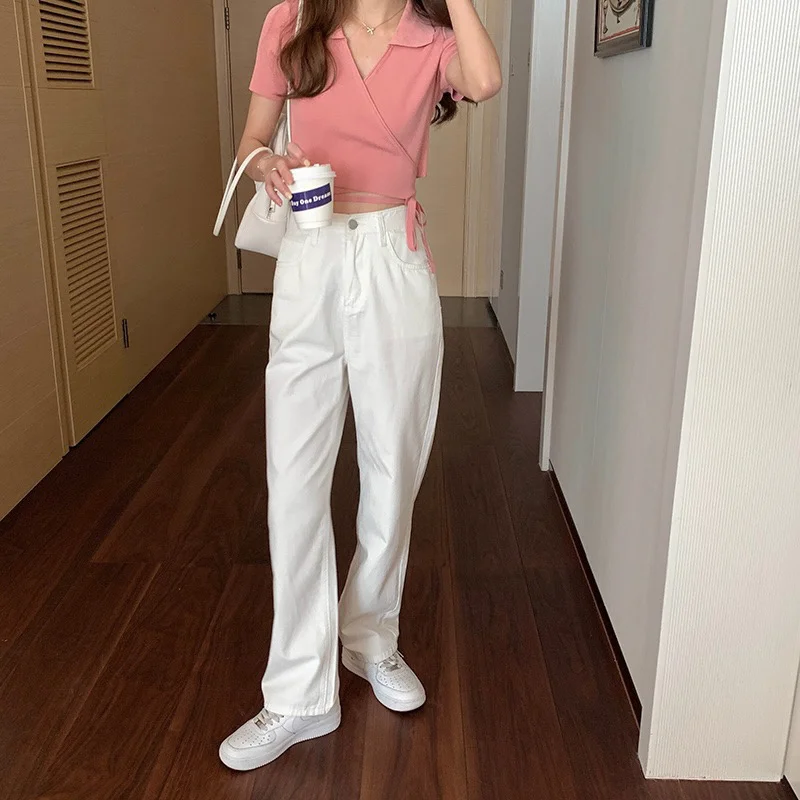 Тонкая трикотажная короткая футболка Корейская облегающая с V-образным вырезом