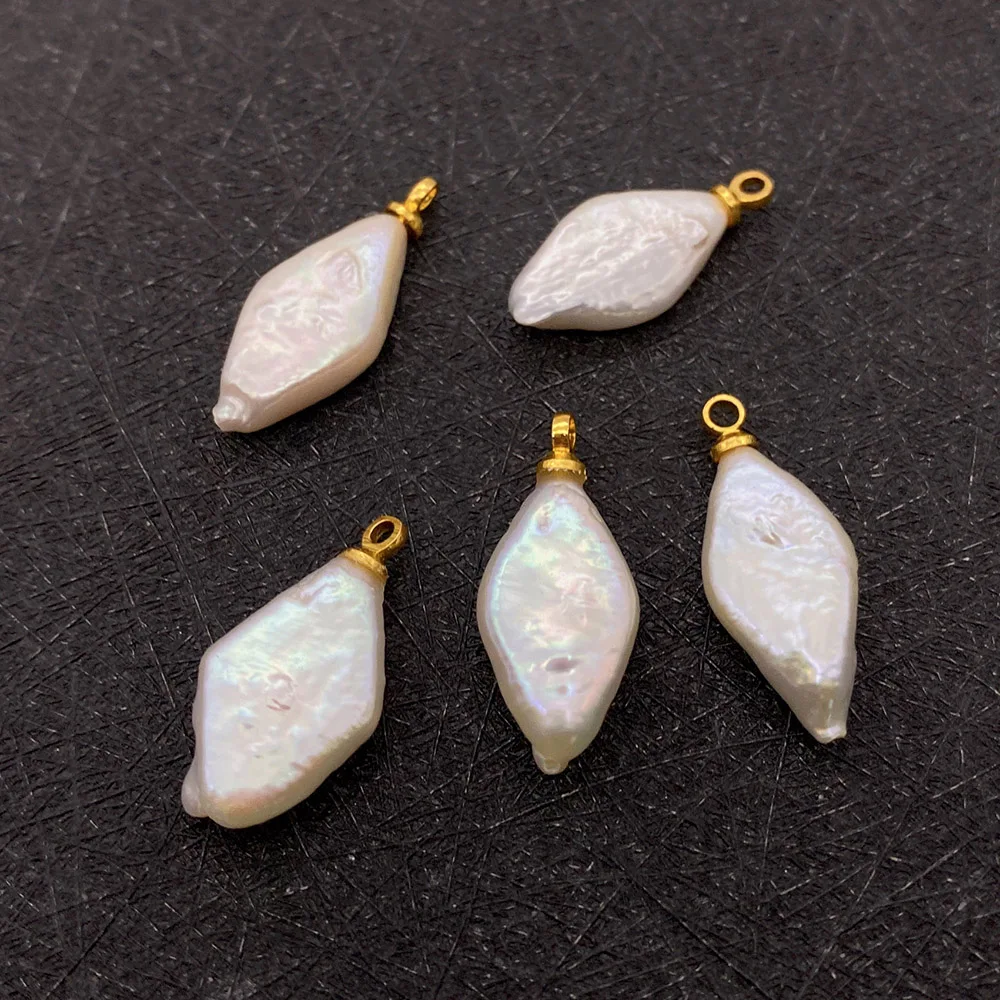 1 _ кулон из натурального пресноводного жемчуга бриллиантовый свободный бисер