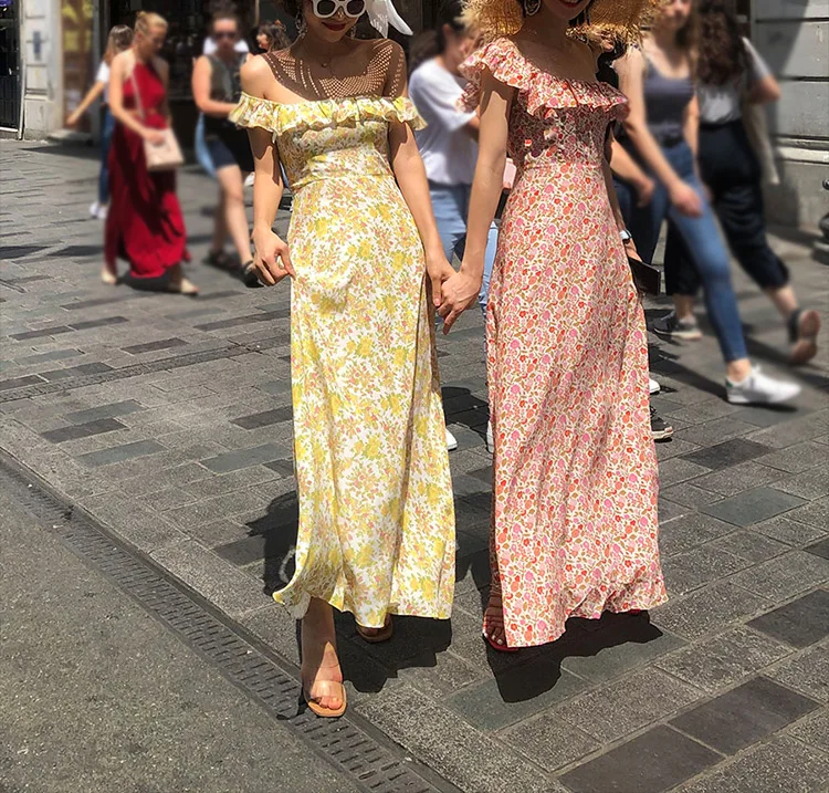 Женское шелковое платье русалка длинное с открытыми плечами и цветочным принтом