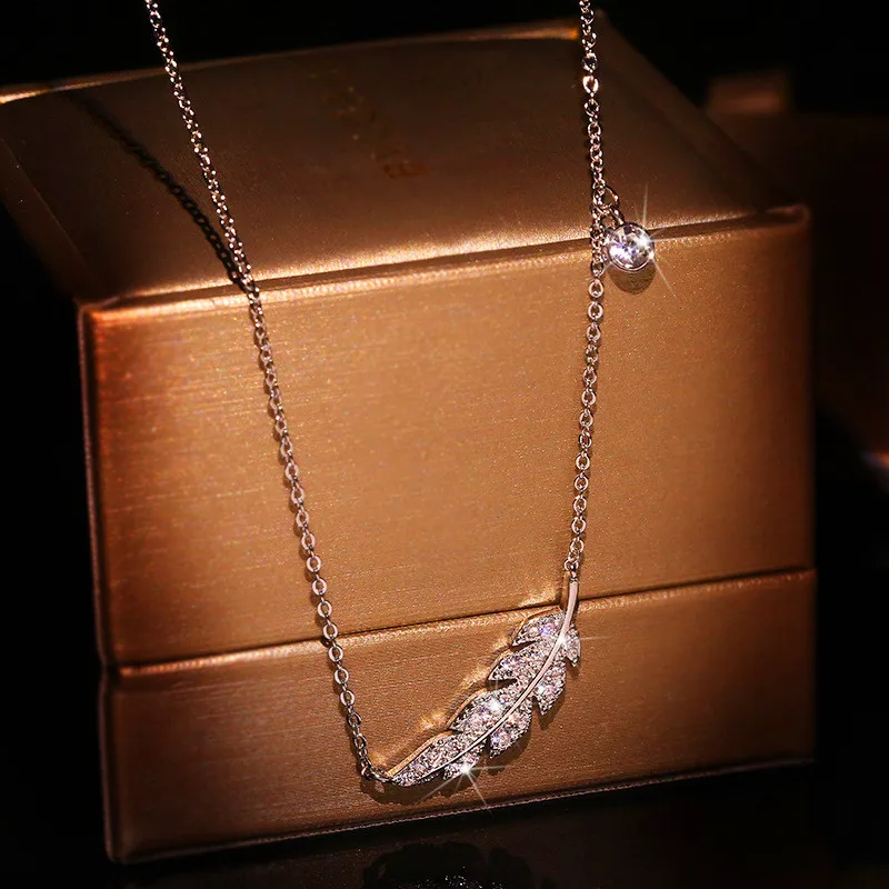 

Luxury Female White Crystal Pendant Necklace Charm Silver Color Chain Necklaces For Women Vintage Leaf Zirocn Wedding Necklace