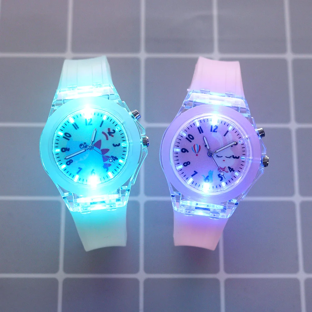 

New Super Hero Cartoon Flash Light Kids Watches for Girls Boys Rubber Strap Cute Princess Children Watches Clock reloj infantil