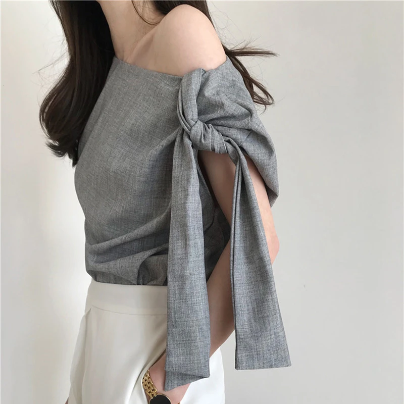 

CHICEVER Korean Sexy Bowknot Shirts Women Off Shoulder Skew Collar Sleeveless Lace Up T-shirt Tops Female 2020 Fashion Clothes