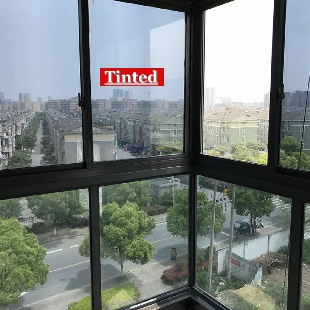 Теплоизоляционная стеклянная пленка длиной 3 м серое и серебряное самоклеящееся