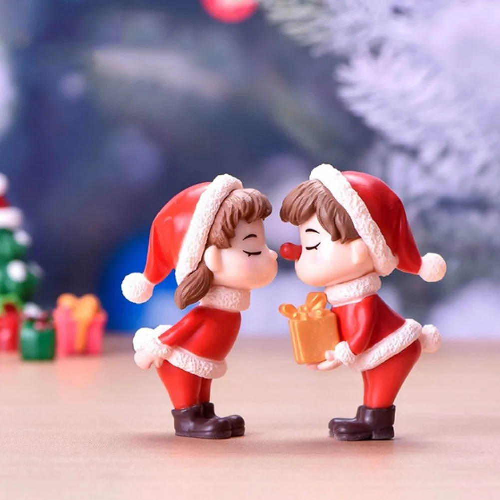 

2pcs Creative Miniature Ornaments Christmas Lovers Couple Figurines For Home Gift Natal Navidad Noel 2022 New Year Xmas Decor