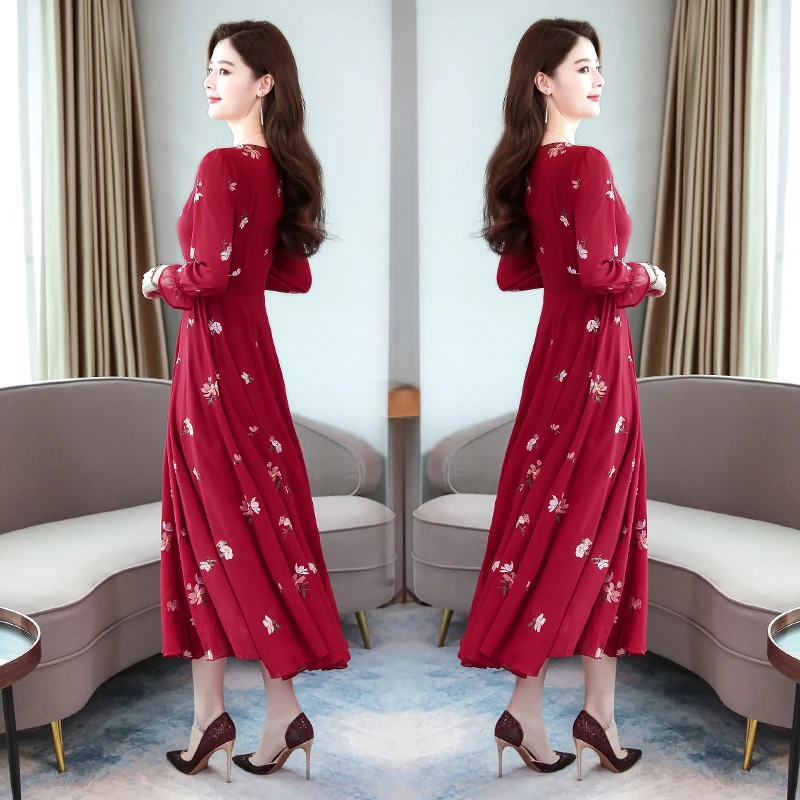 Женское платье с длинным рукавом и цветочной вышивкой милое длинное v-образным