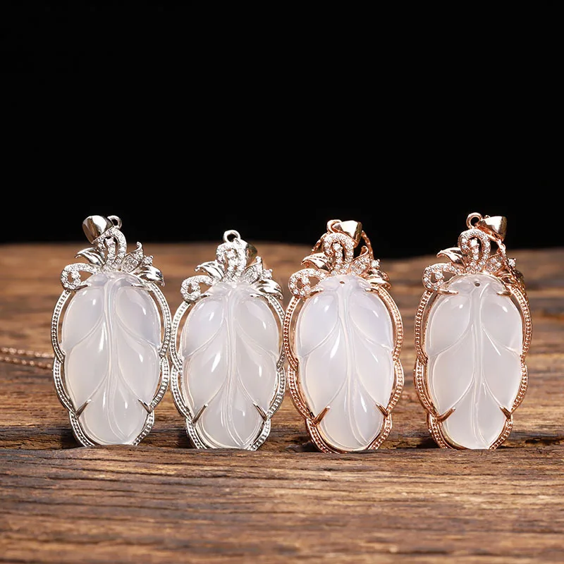 

Brazilian agate pendant necklace