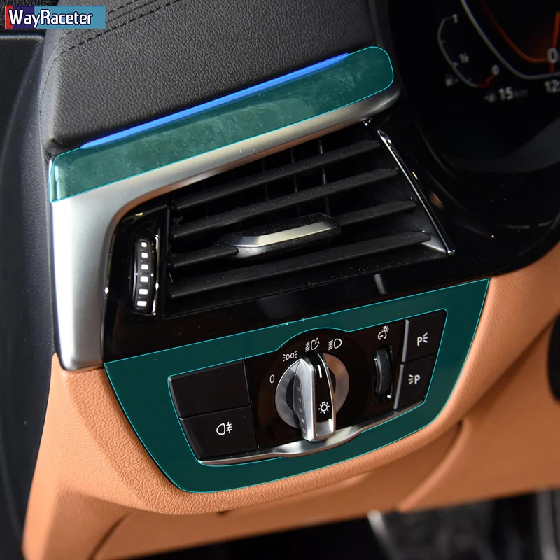 Наклейка на панели переключения передач центральной консоли автомобиля