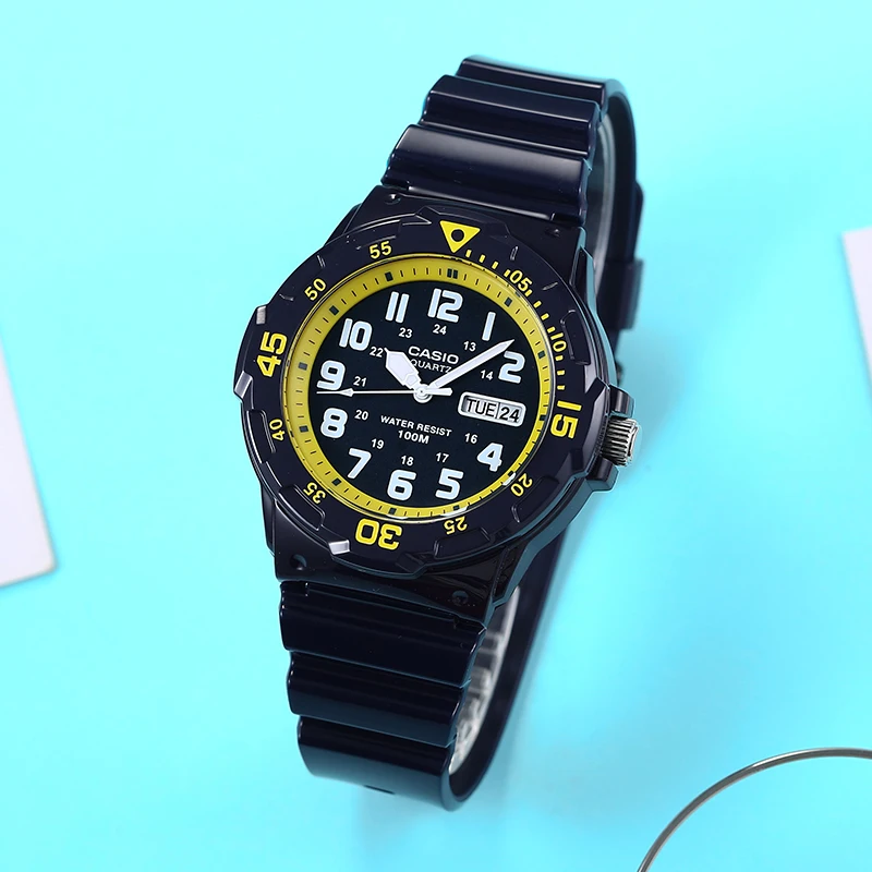

Оптическими зумом Casio Часы MRW-200HC-2B