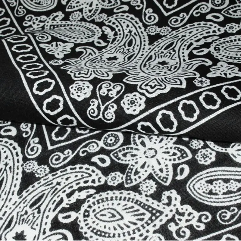 

Japanese Harajuku Cotton Bandana Headwrap Men Women Retro Geometric Paisley Floral Print Square Scarf Hip Hop Dancing Hairband