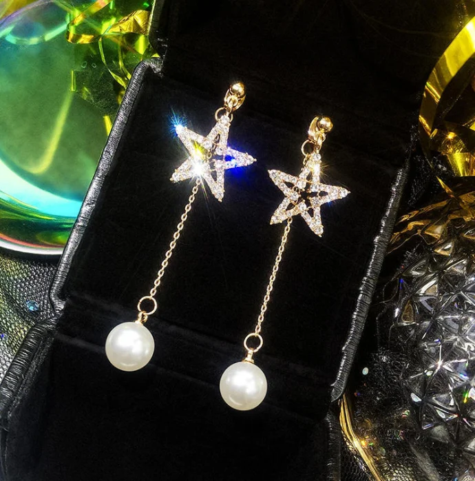 Женские серьги с кристаллами золотого цвета | Украшения и аксессуары