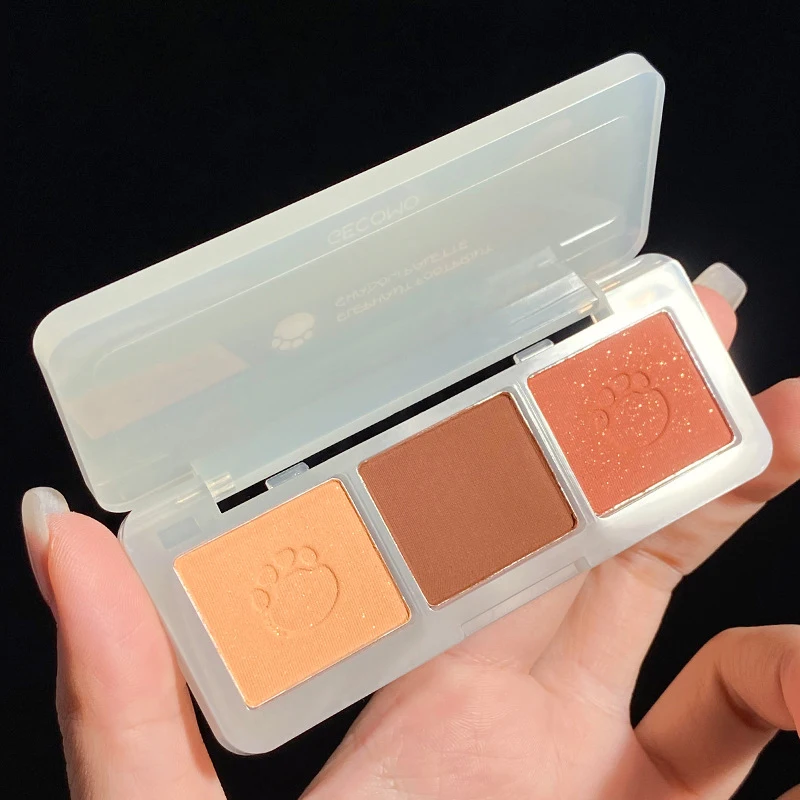 Палетка теней для век 3 цвета перламутровые молочный чайный натуральный цвет