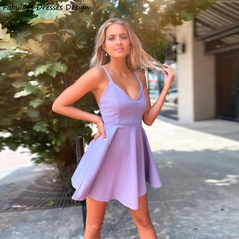 

2021 Lilac Short Prom Dresses Spaghetti Strap Criss Cross Backless Mini Short Evening Dress Party Gowns V-neck Vestidos De Festa