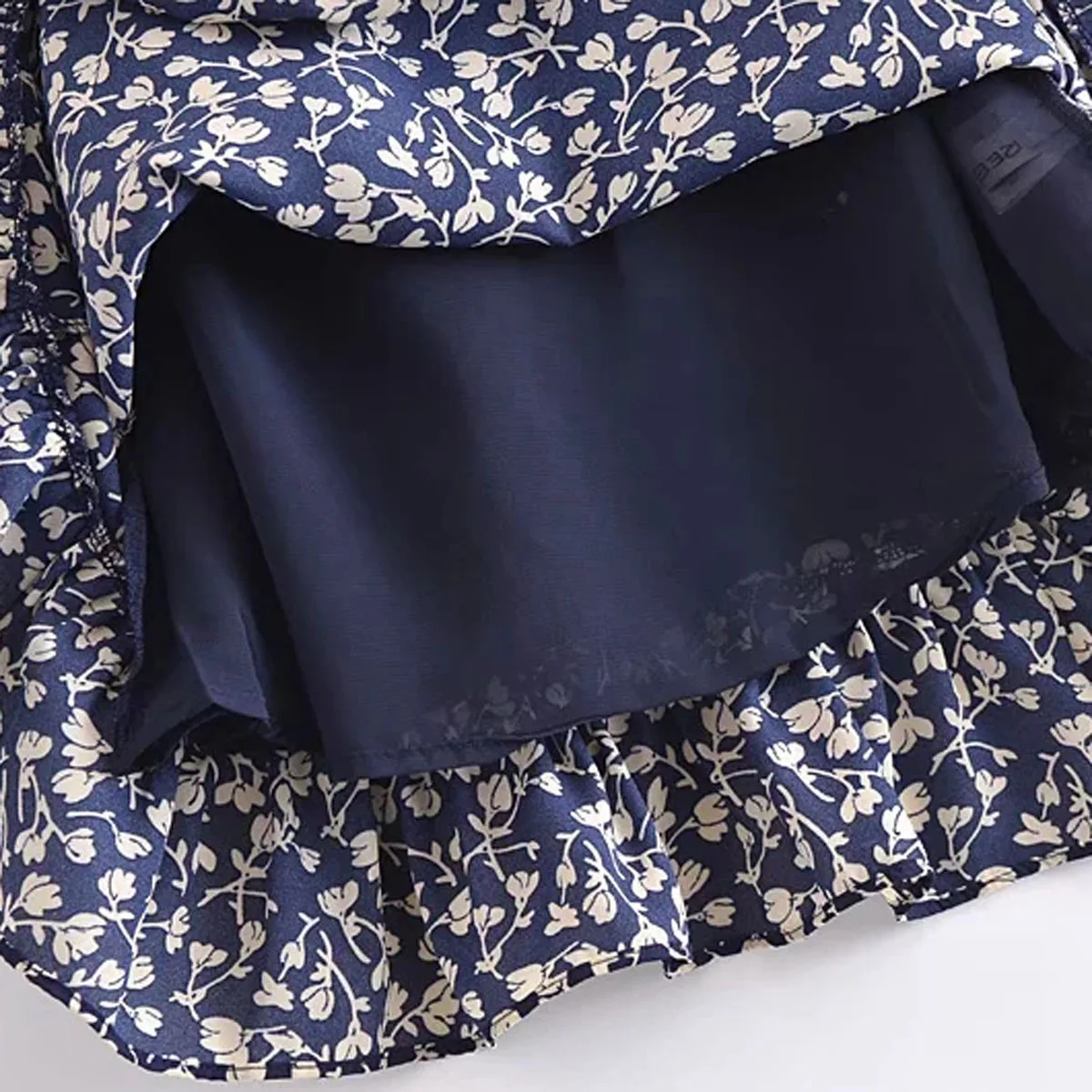

Vintage JewelNeck ShortSleeve Mini Floral Dresses DLQZ548