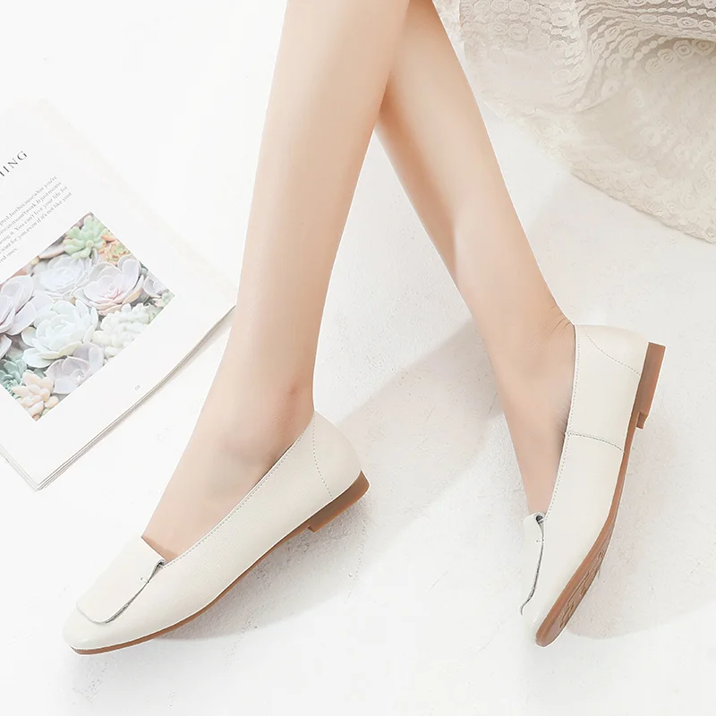 Женские лоферы на низком каблуке розовые черные корейские балетки с квадратным