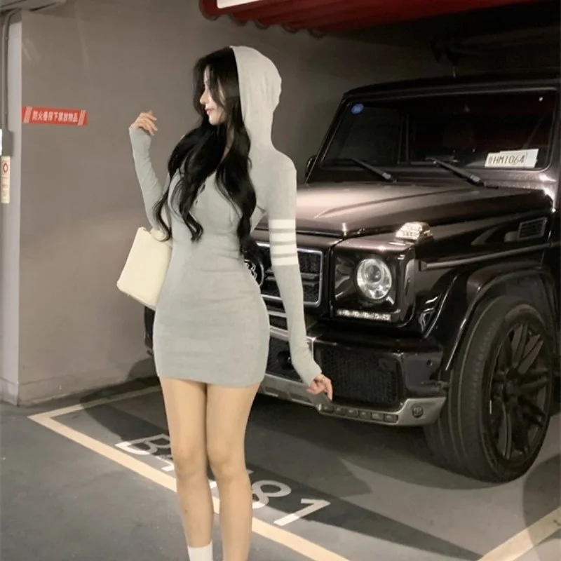 

Элегантное Черное Полосатое платье-свитер на пуговицах с высокой талией и длинным рукавом женское осенне-зимнее популярное Короткое облег...