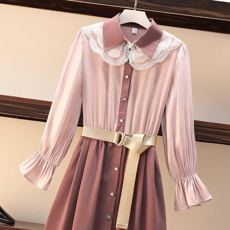 Женское платье средней длины с длинными рукавами приталенное большого размера