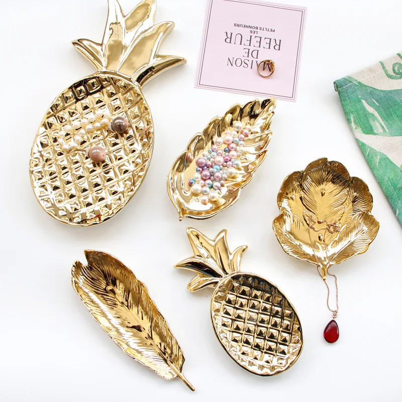 

Creative gold ceramic jewelry tray women's dressing table small items earrings ring storage