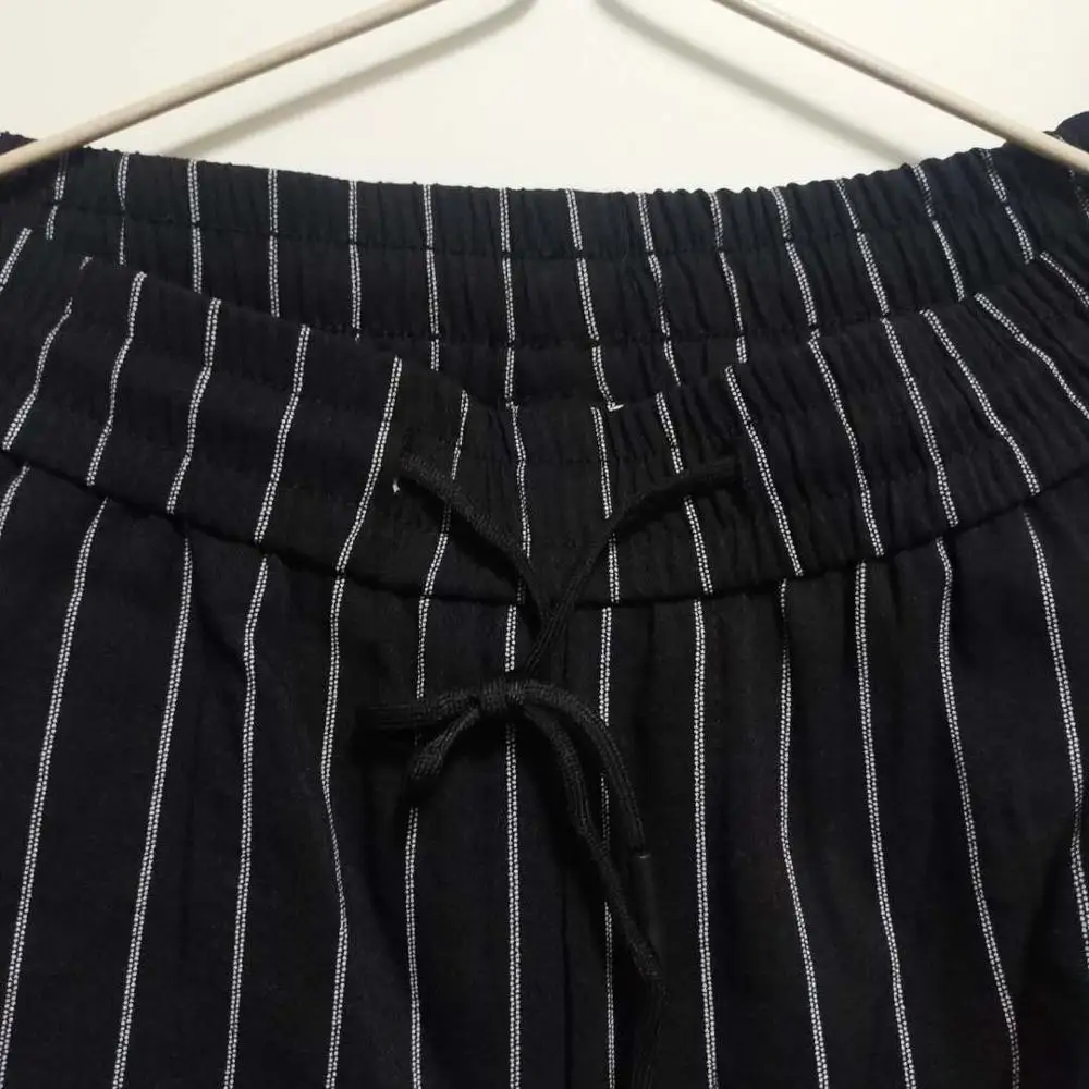 Мужские брюки в полоску черные белые летние тонкие повседневные до щиколотки