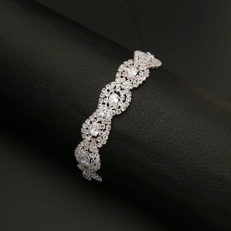

Classic Luxury Full Rhinestone Women's Bracelet Personalized Fashion Zircon Female Charm Bangle INS Bridal Cuff Bangle Jewelry
