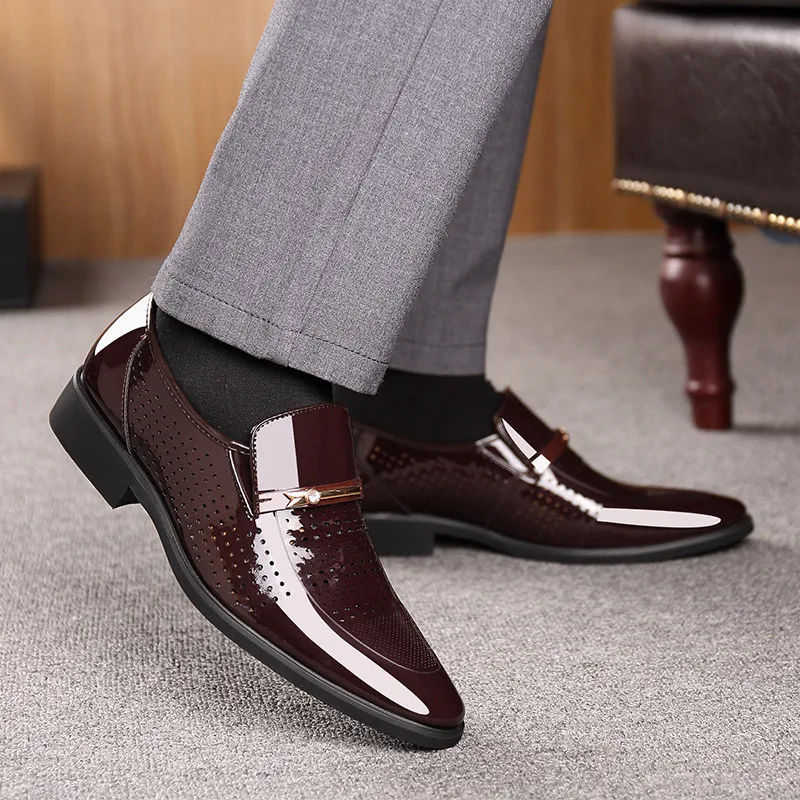 

2020 New Summer Vintage Men's Leather Shoes Patent Leather Soft Bottom Slip-on Sandals Breathable Hollow out Weave Shoes 37-44
