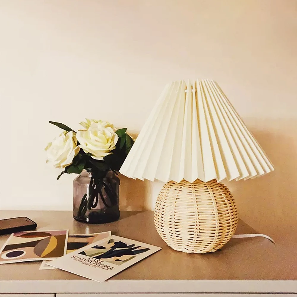 

Vintage Rattan Table Lamp Korean Desk Lamps for Bedroom Living Room Light Home Creative Pleats Lamp with Led Bulb E27