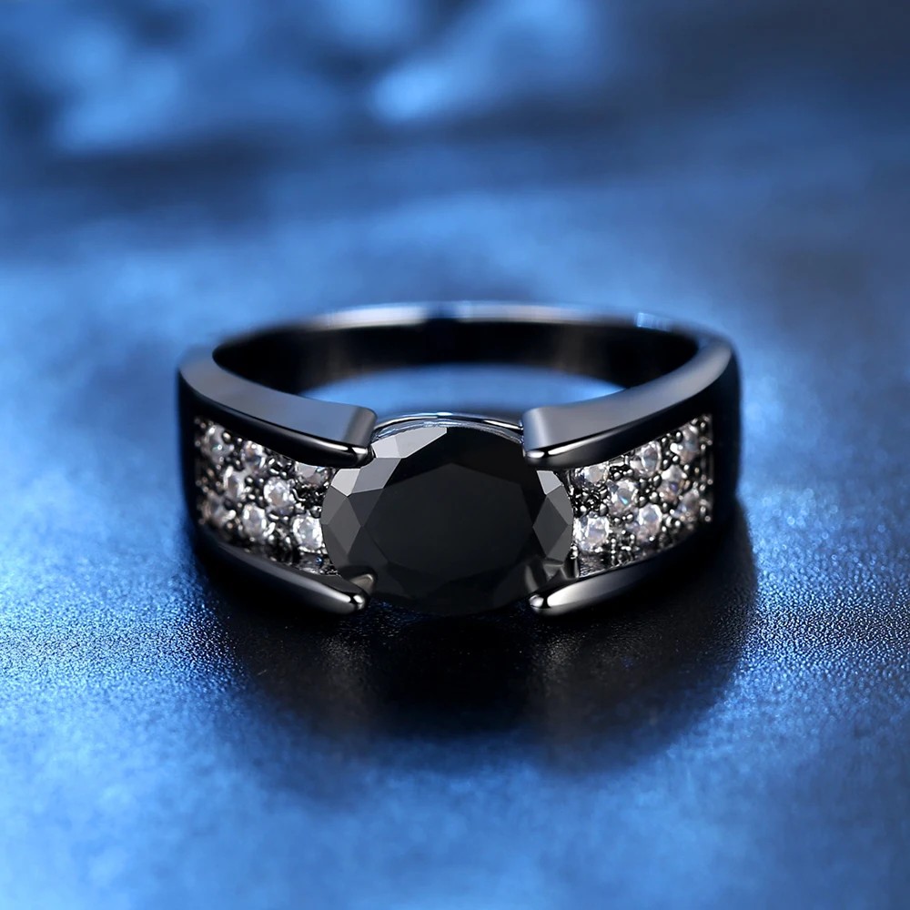 Женское кольцо черное овальное циркониевое Обручальное девичье вечерние модное