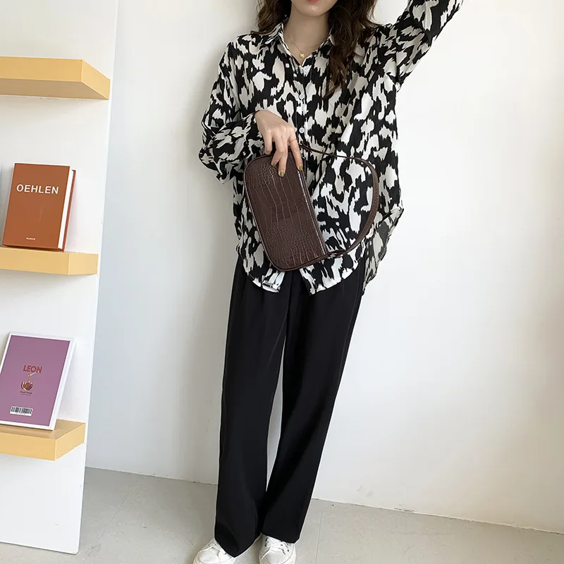 

Fashion trend high-end design bag retro armpit bag baguette bag crocodile pattern handbag women's large capacity hand bag