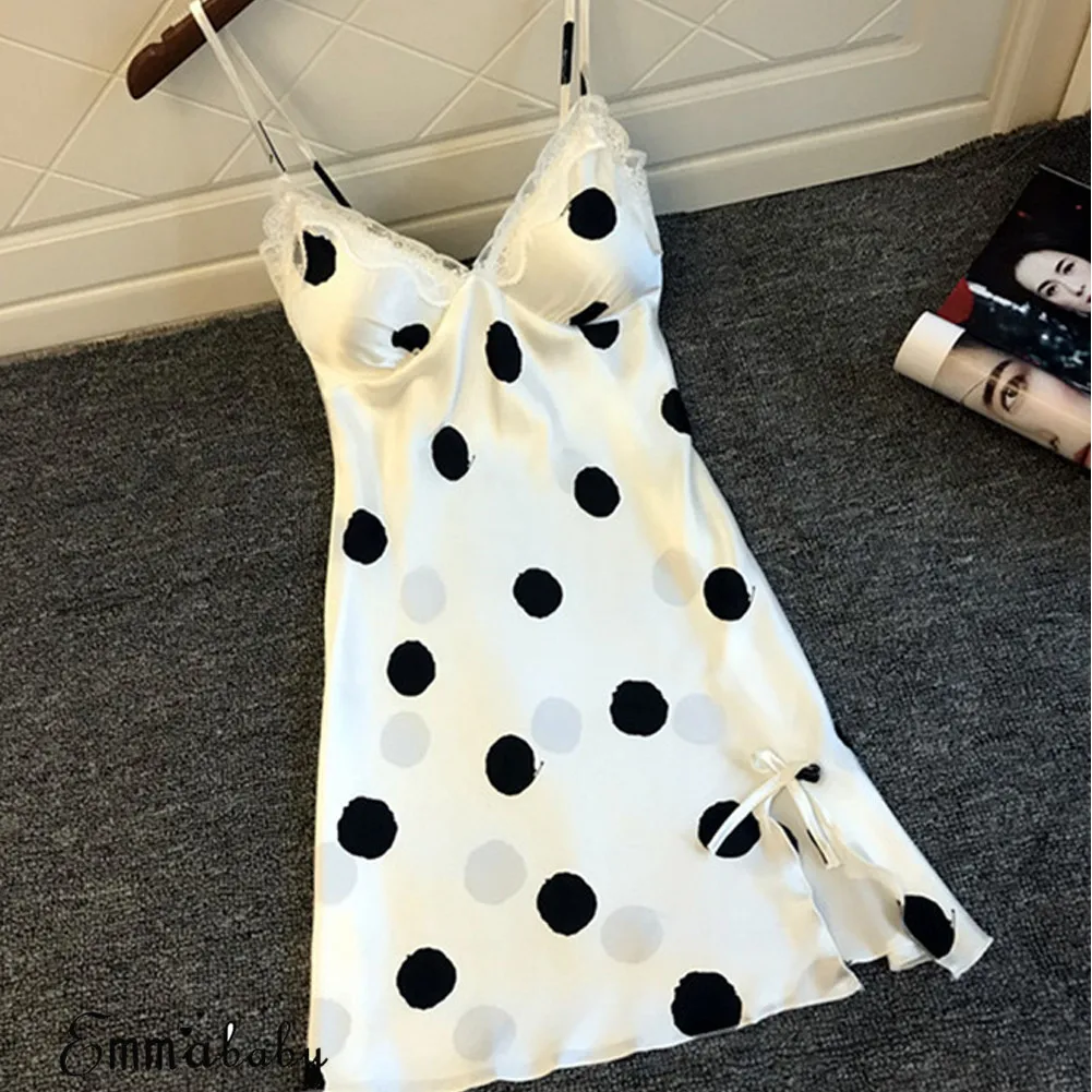 Новинка женская сексуальная пижама атласная кружевная в горошек с глубоким