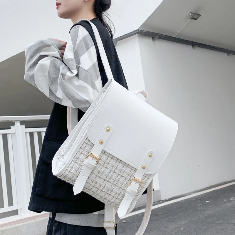 

High Quality Women New White Brief Woolen Cloth Rivet Big Pu Leather Personality All-match High Quality Travel Backpack