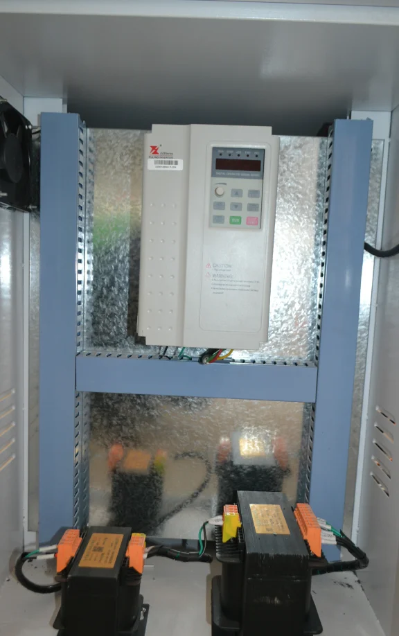 Деревообрабатывающий станок с ЧПУ 1325 2030 2040 24-месячной гарантией CE ISO 4.5kw 6.0kw