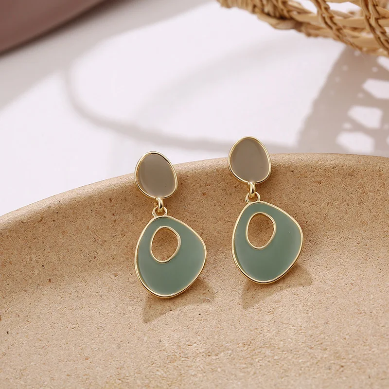 

2020 Simple Green Enamel Hollow Drop Earrings for Women Geometric Dangling Earring Pendientes Holiday Gift Jewelry