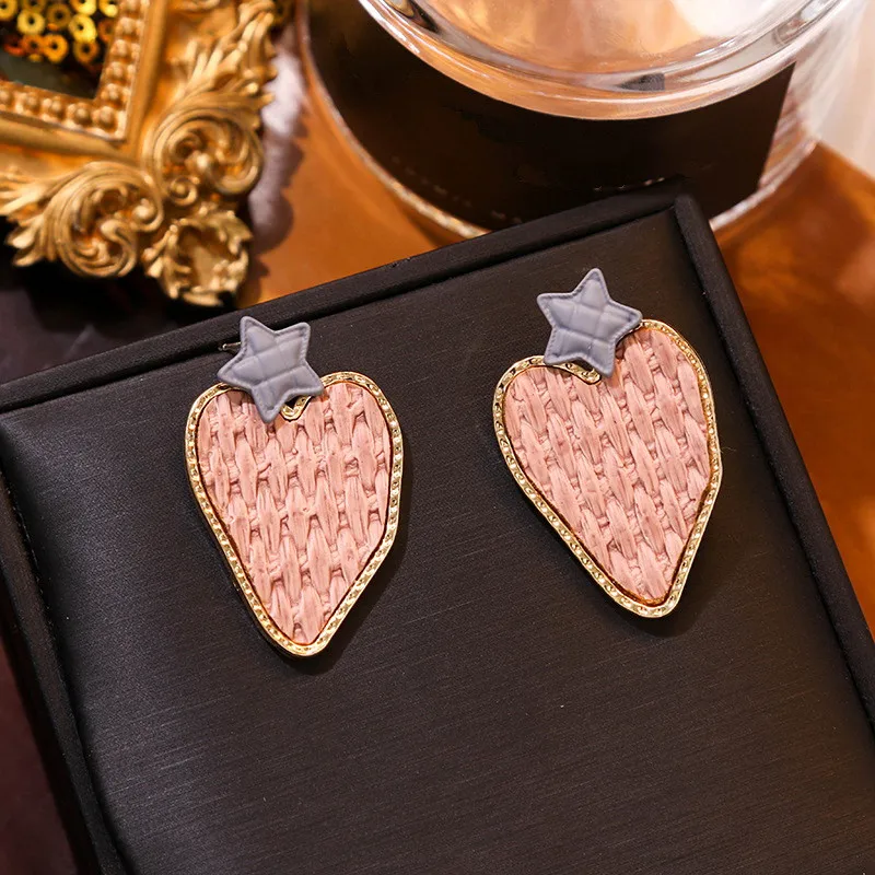 Женские летние серьги в форме сердца корейские модные маленькие стиле бохо