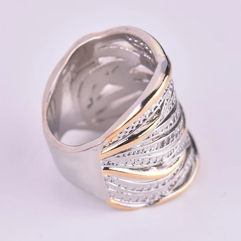 

New Exquisite Bohemian Small Crystal Inlaid Ring for Ladies Leaf Rhinestone Ring Party Accessories Size 6-10
