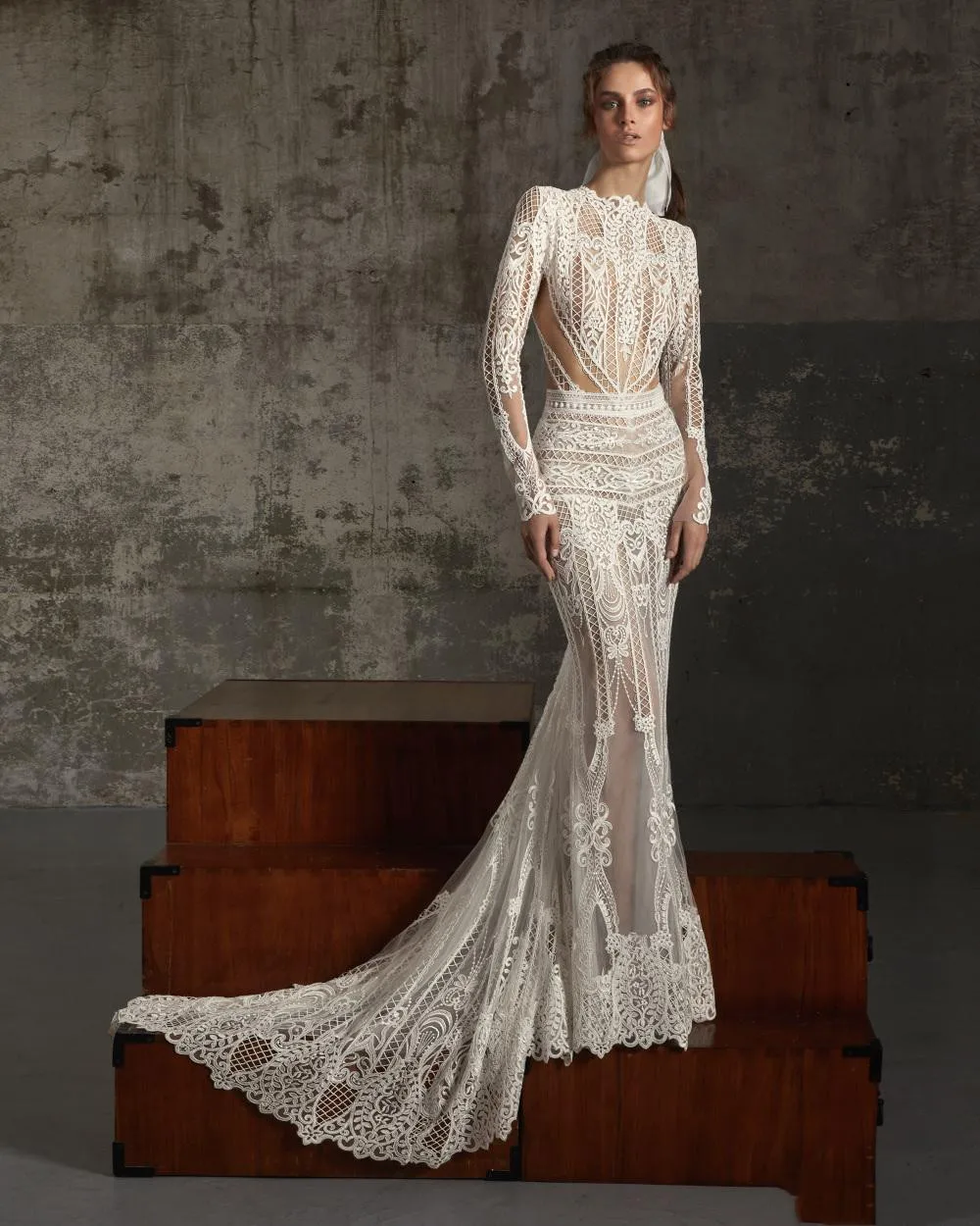 

Bohemian Mermaid Wedding Dresses Jewel Neck Long Sleeve Lace Appliques Country Bridal Gowns Illusion Beach Wedding Dress
