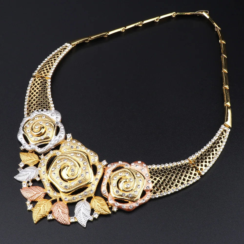 Женский ювелирный комплект из колье серёг кольца и браслета | Украшения