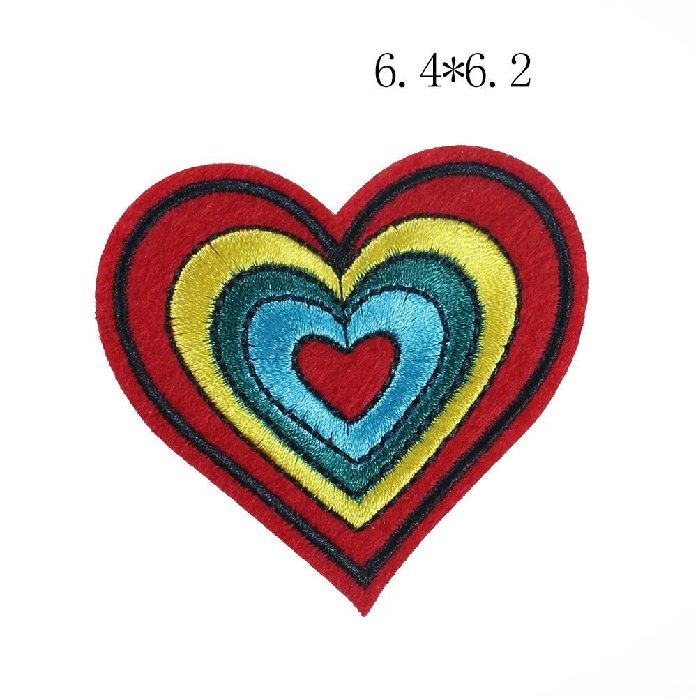 Нашивки с радужными полосками нашивки сердечками железные вышитыми буквами