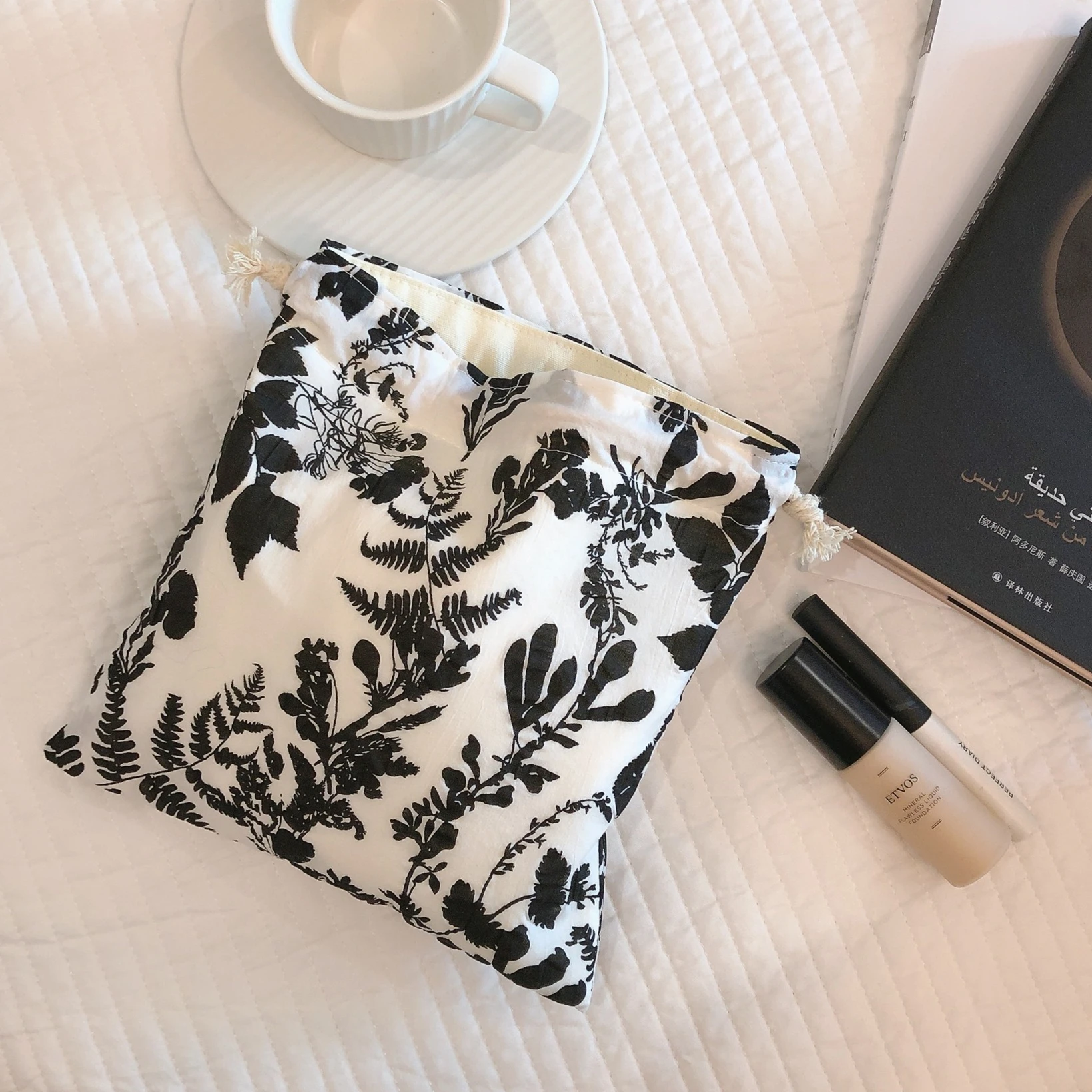 

Вместительная женская сумка из веганского хлопка на шнурке, дорожный Модный цветочный органайзер для продуктов с цветочным узором для маки...