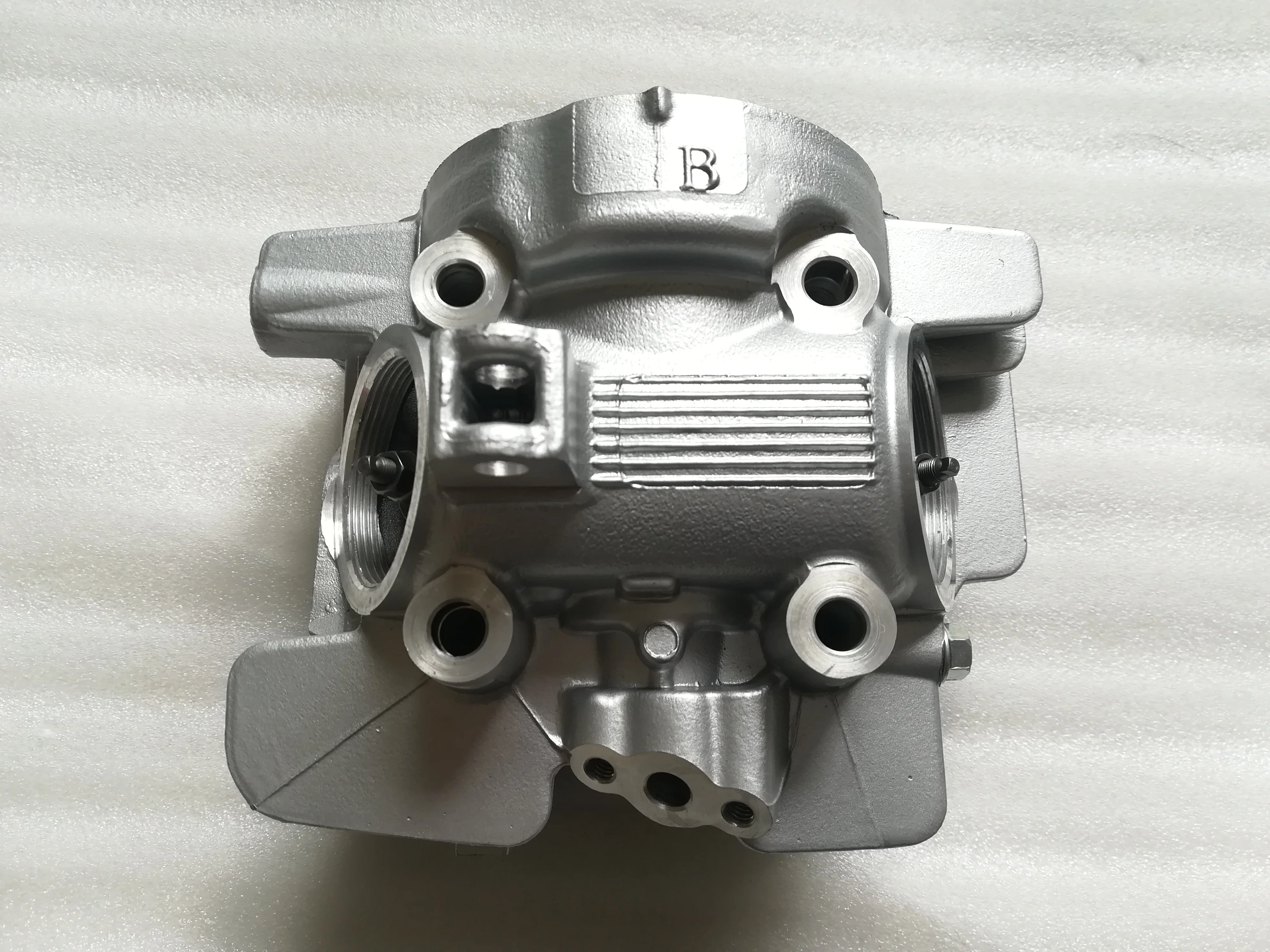 Мотоцикл в сборе головки блока цилиндров в сборе для Yamaha YBR125/JYM125(евро II/III модель