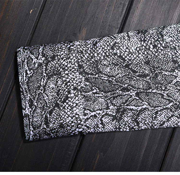 

Sexy Snake Pattern Print Shirt Men Chemise Homme 2020 Luxury Brand Slim Fit Casual Mens Dress Shirts Nightclub Prom Tuxedo Shirt