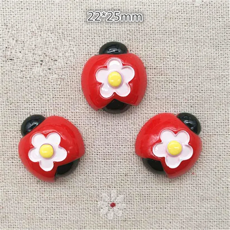 

10 шт смолы ручной краски Мультфильм Божья коровка Flatback Кабошон миниатюрные художественные поставки украшение очарование ремесло, 22*25 мм