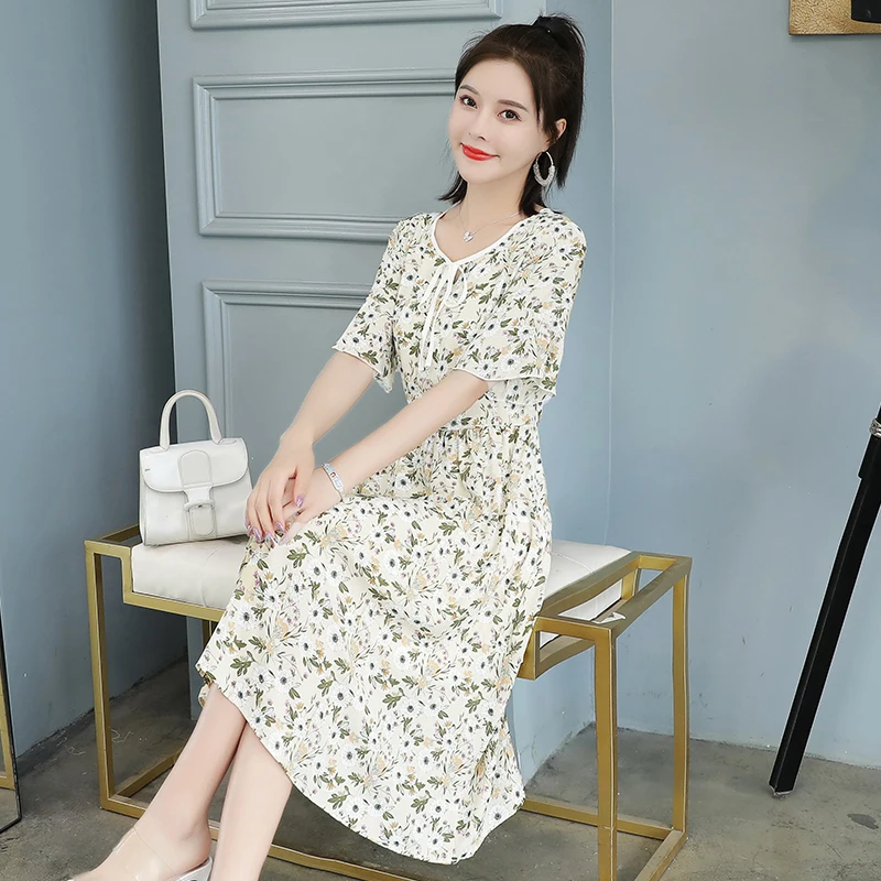 

2020 summer women's fashion large size Daisy printed bow long dress female plus size vintage floral printing chiffon dress