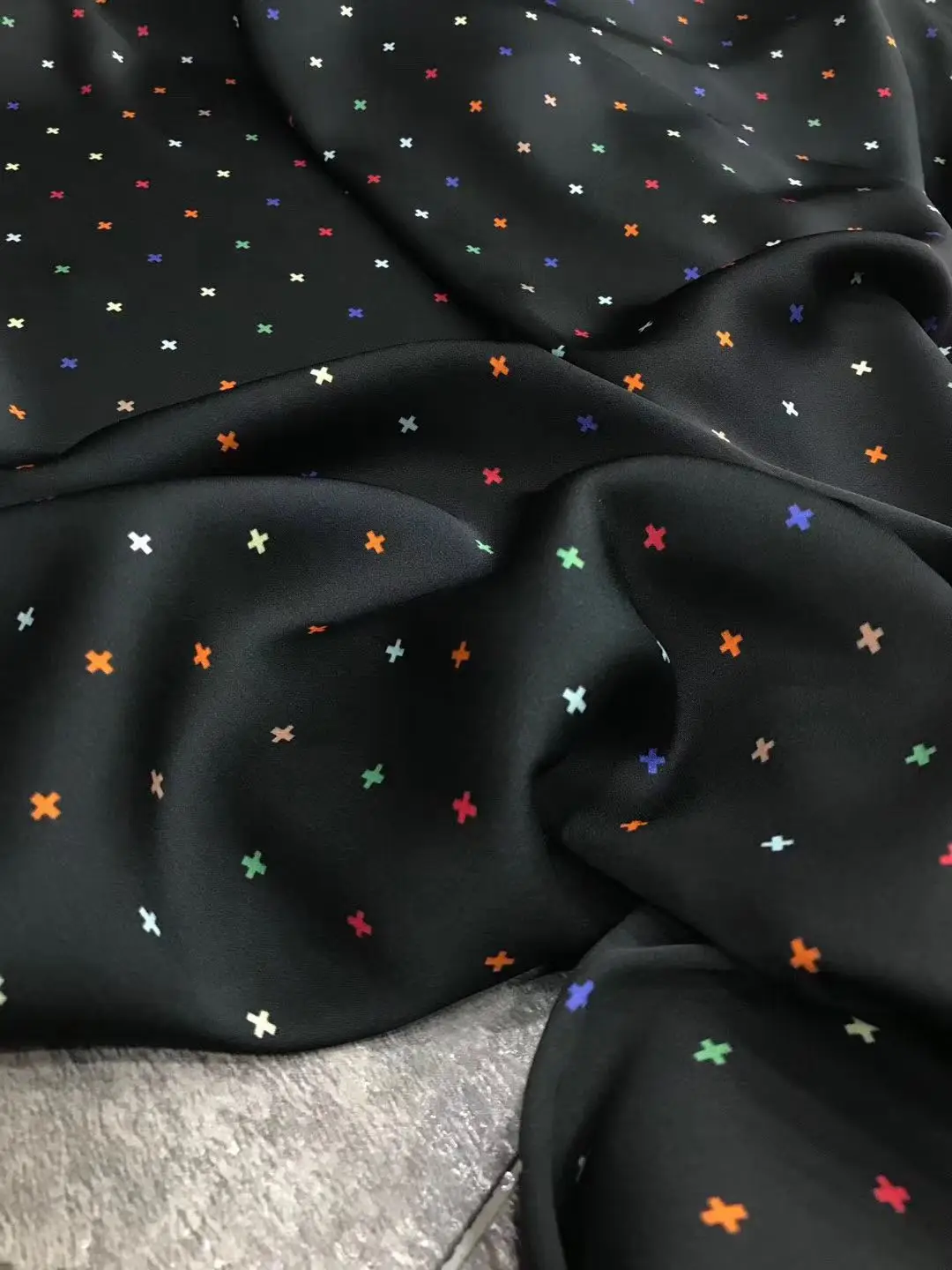 

Stretch silk black color small cross fabric mulberry silk cloth shirt dress clothing cloth counters the same paragraph