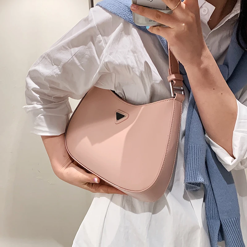 

Underarm Bag Girl Bag 2021 New stylish handbag Advanced Sense Small One Shoulder Bag