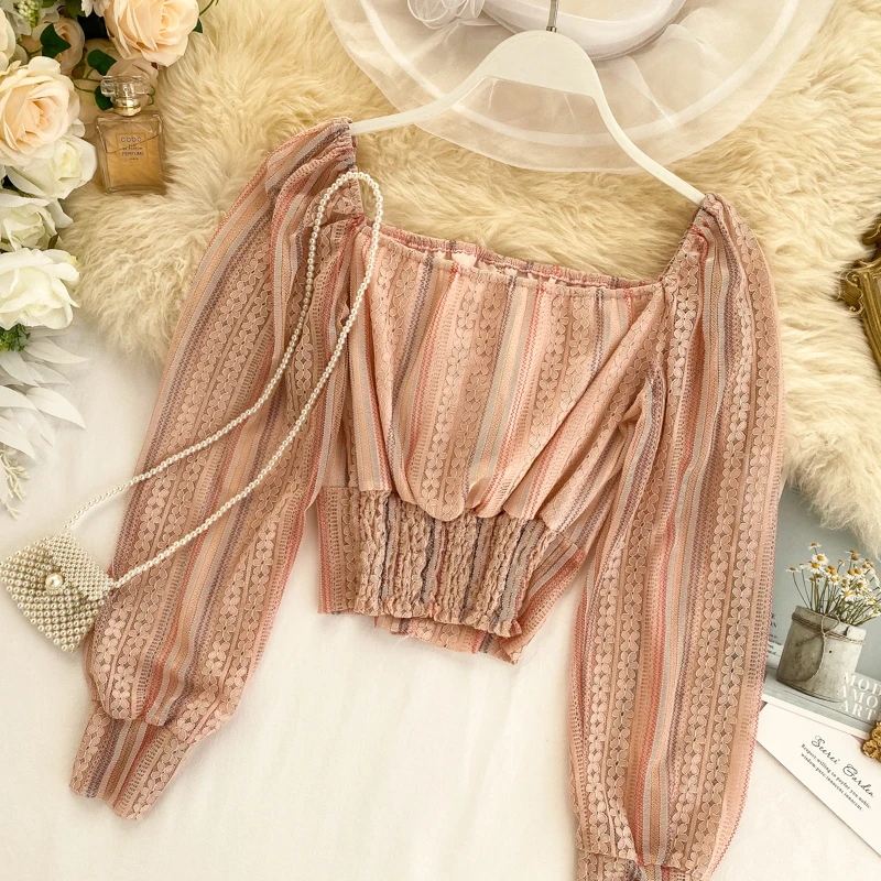 Женская кружевная блузка в полоску с квадратным вырезом и пуговицами спереди |