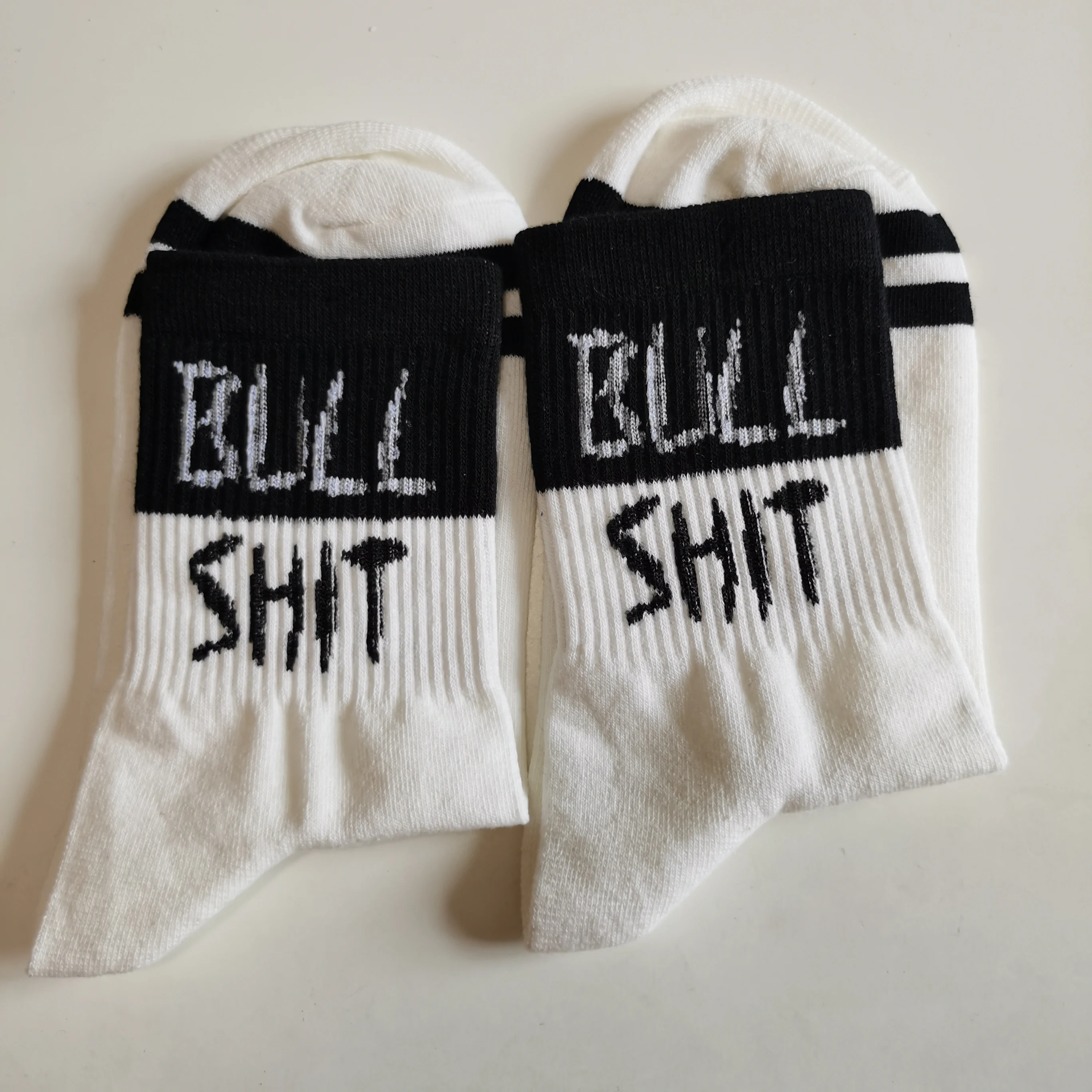 

Fashion Couple Women Socks Cotton Tide Brand Street Harajuku Funny Letter Men Socks Hip-hop Punk Sports Winter Warm Calf Socks