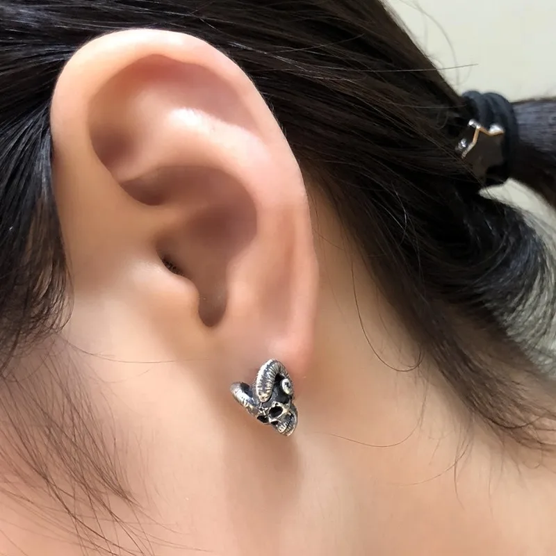 Серьги гвоздики забавные из серебра 925 пробы в ретро стиле гипоаллергенные