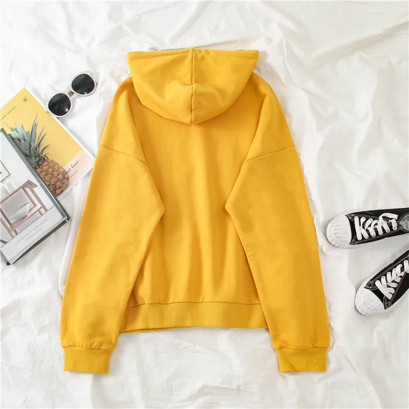 

2020 early spring new spring and autumn thin loose casual sweater