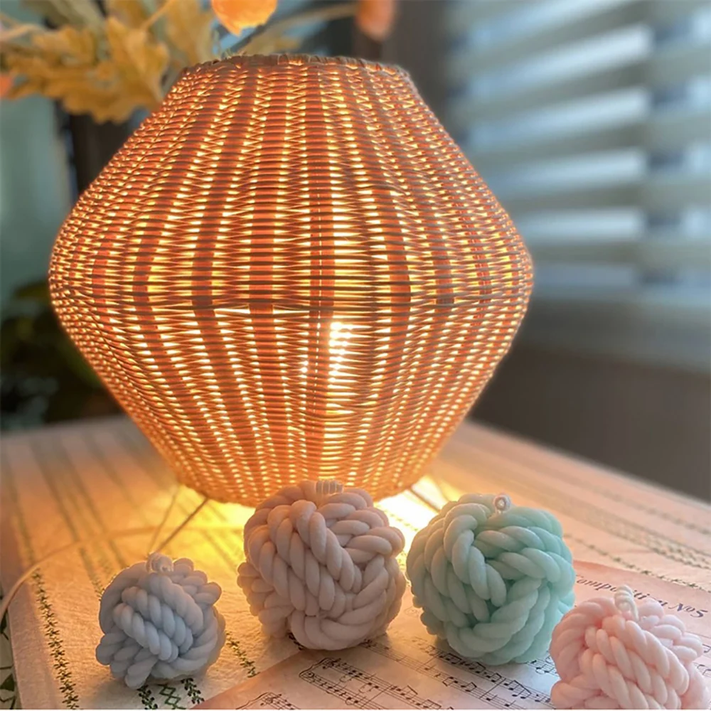 

Шерстяные лампы в форме свечи силиконовые формы в Корейском стиле в форме свечи прессформы шерстяной шарик дизайн; Ручная работа; Изготовле...